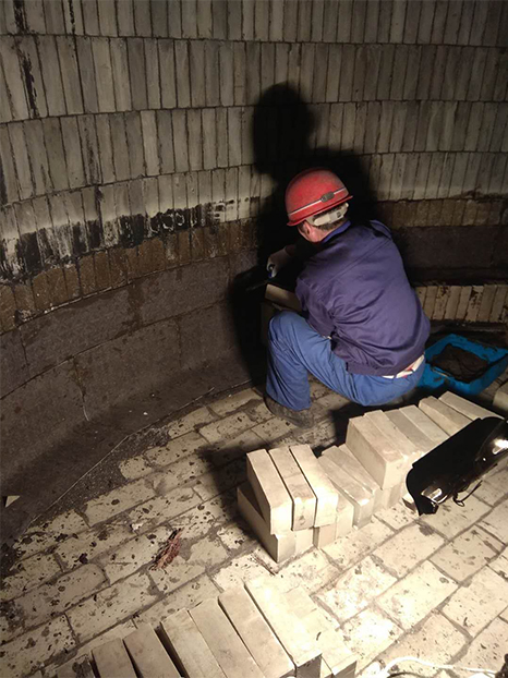 ��������b�ø�����һ�����ײ�©��̎��